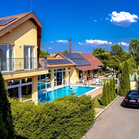 Bed & Breakfast Ella Panzio Hajduszoboszlo