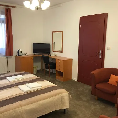 Ella Panzio 4*