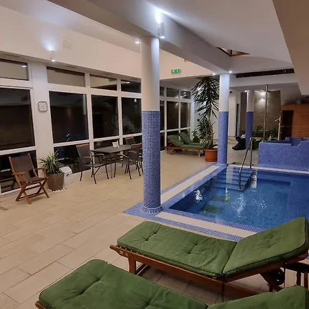 Ella Panzio Bed & Breakfast *
